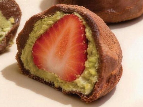 Dubai Strawberry Chewy Cookie